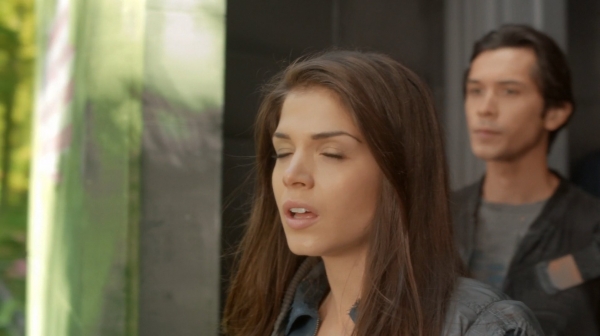 The 100 Season One Episode One Pilot Captures-2146
