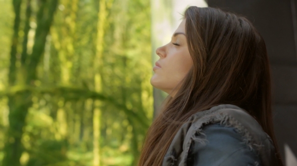 The 100 Season One Episode One Pilot Captures-2143
