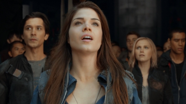 The 100 Season One Episode One Pilot Captures-2138
