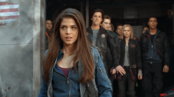 The 100 Season One Episode One Pilot Captures-2123
