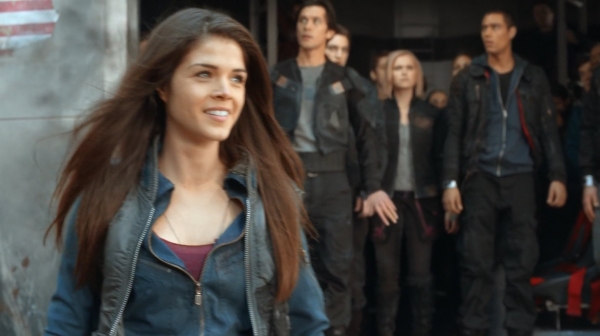 The 100 Season One Episode One Pilot Captures-2118
