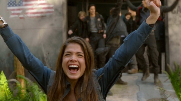 The 100 Season One Episode One Pilot Captures-2103
