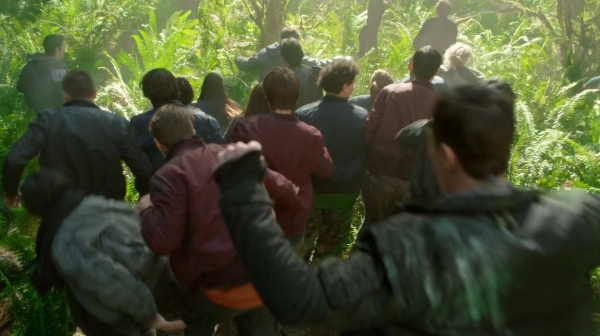 The 100 Season One Episode One Pilot Captures-2100
