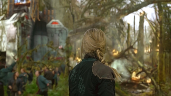 The 100 Season One Episode One Pilot Captures-2081
