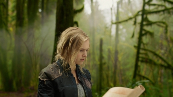 The 100 Season One Episode One Pilot Captures-2064
