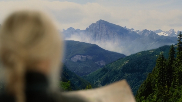 The 100 Season One Episode One Pilot Captures-2056

