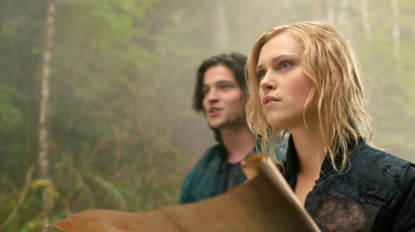 The 100 Season One Episode One Pilot Captures-2054
