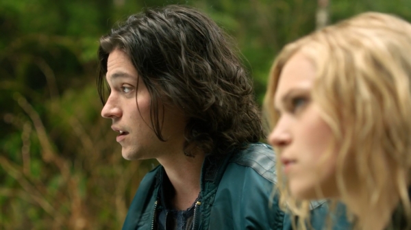The 100 Season One Episode One Pilot Captures-2040
