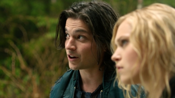 The 100 Season One Episode One Pilot Captures-2039
