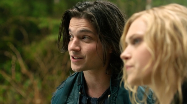 The 100 Season One Episode One Pilot Captures-2038
