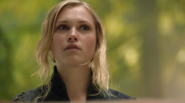 The 100 Season One Episode One Pilot Captures-2022
