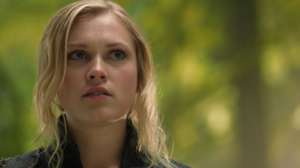 The 100 Season One Episode One Pilot Captures-2016
