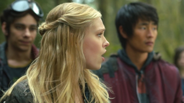 The 100 Season One Episode One Pilot Captures-1881
