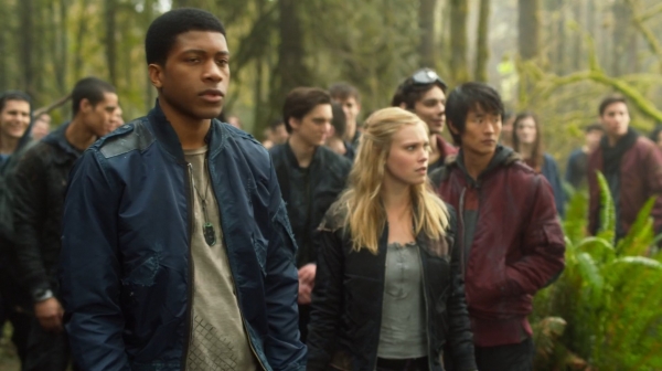 The 100 Season One Episode One Pilot Captures-1858
