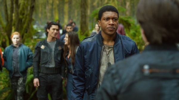 The 100 Season One Episode One Pilot Captures-1851
