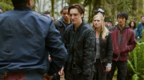 The 100 Season One Episode One Pilot Captures-1840
