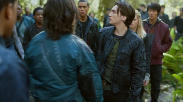 The 100 Season One Episode One Pilot Captures-1835

