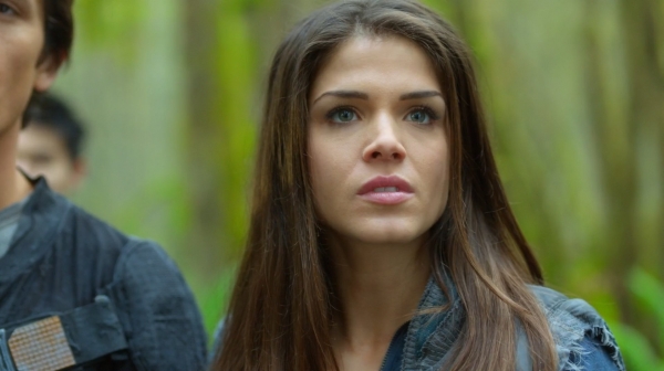 The 100 Season One Episode One Pilot Captures-1832
