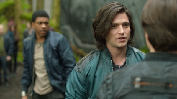 The 100 Season One Episode One Pilot Captures-1826
