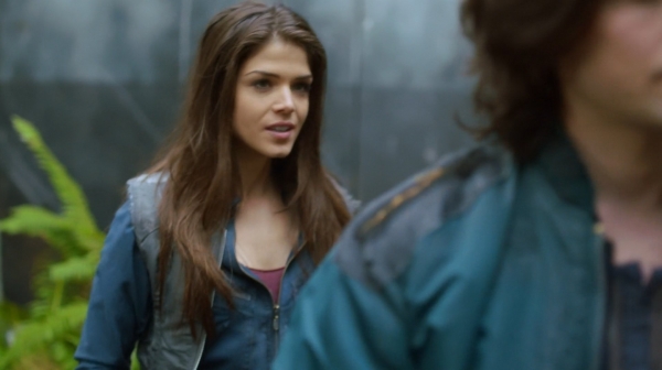 The 100 Season One Episode One Pilot Captures-1821
