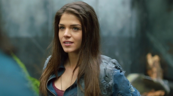 The 100 Season One Episode One Pilot Captures-1813
