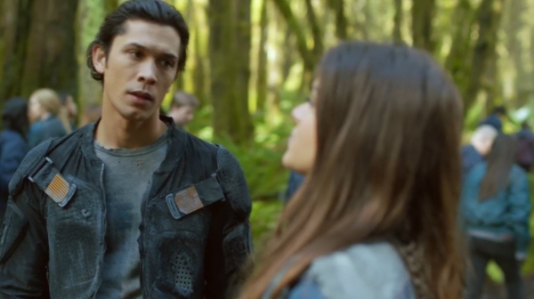 The 100 Season One Episode One Pilot Captures-1812
