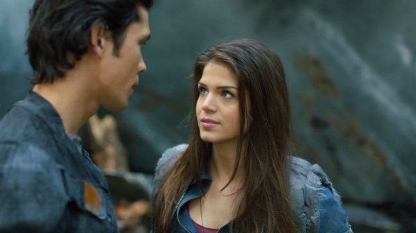 The 100 Season One Episode One Pilot Captures-1809
