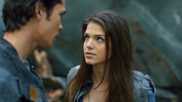 The 100 Season One Episode One Pilot Captures-1804
