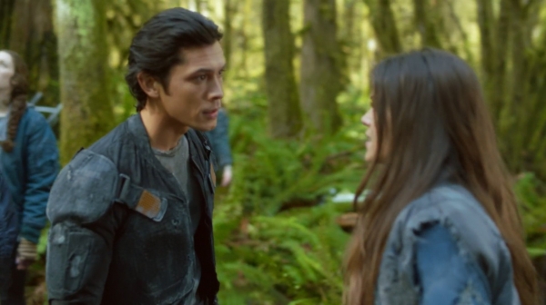 The 100 Season One Episode One Pilot Captures-1801
