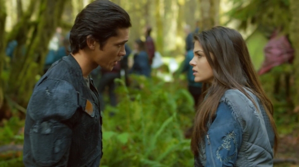 The 100 Season One Episode One Pilot Captures-1789
