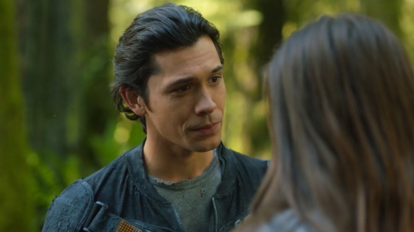 The 100 Season One Episode One Pilot Captures-1773
