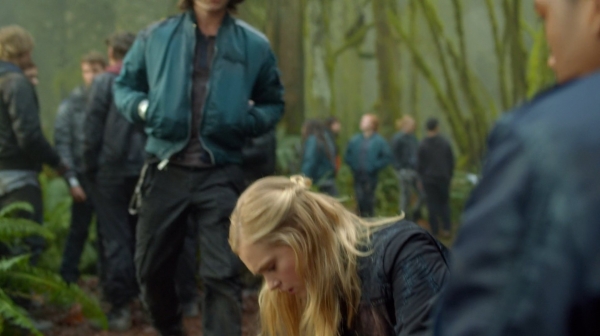 The 100 Season One Episode One Pilot Captures-1768
