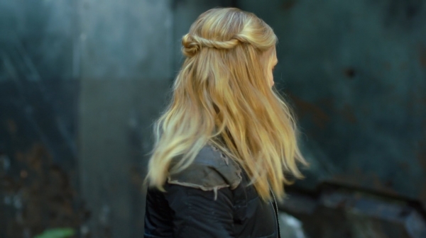 The 100 Season One Episode One Pilot Captures-1762
