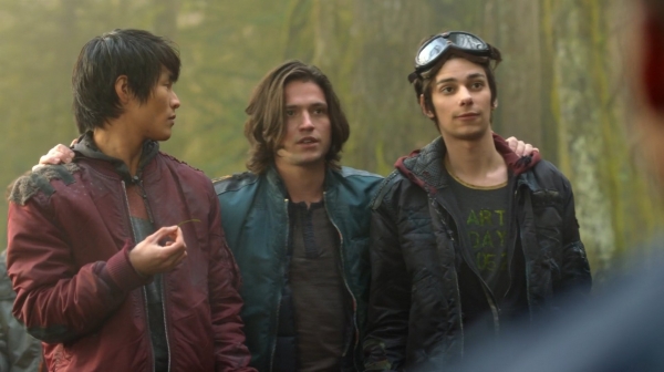 The 100 Season One Episode One Pilot Captures-1751
