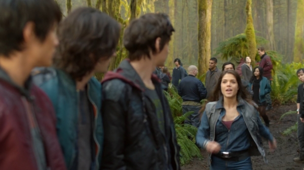 The 100 Season One Episode One Pilot Captures-1747
