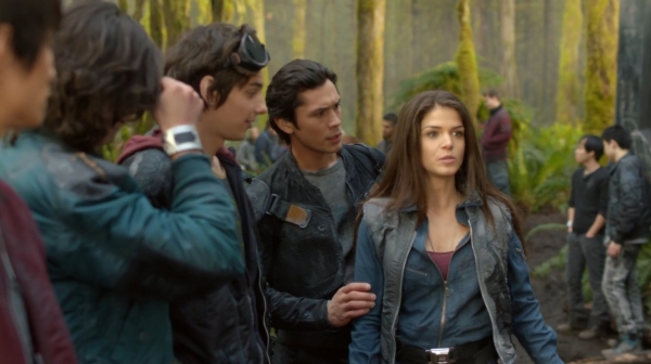 The 100 Season One Episode One Pilot Captures-1745
