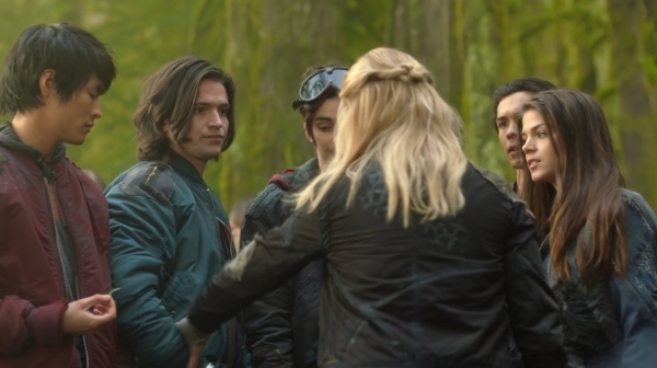 The 100 Season One Episode One Pilot Captures-1742
