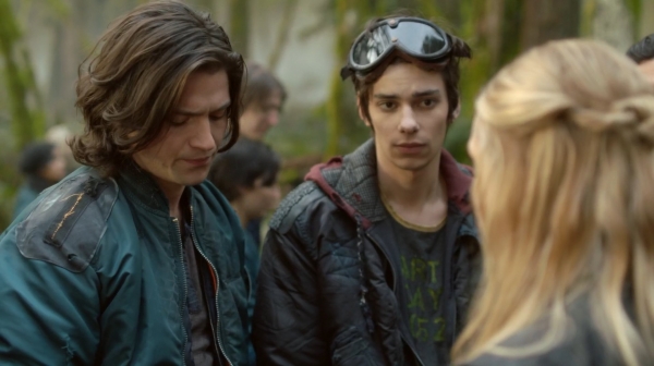 The 100 Season One Episode One Pilot Captures-1720
