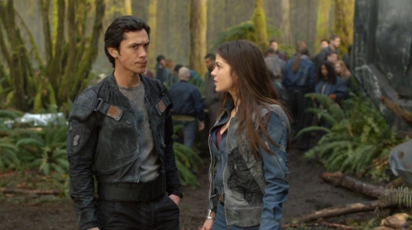 The 100 Season One Episode One Pilot Captures-1708
