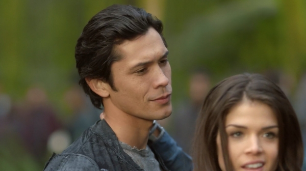 The 100 Season One Episode One Pilot Captures-1705
