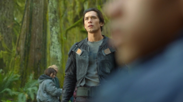 The 100 Season One Episode One Pilot Captures-1691
