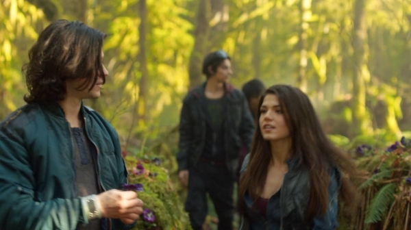 The 100 Season One Episode One Pilot Captures-1639
