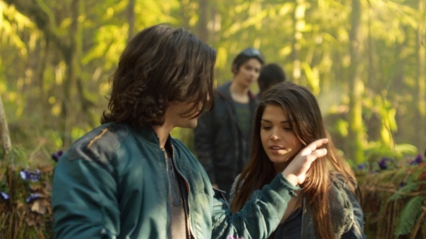 The 100 Season One Episode One Pilot Captures-1637
