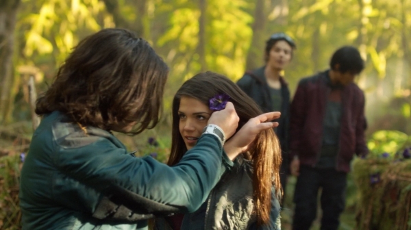The 100 Season One Episode One Pilot Captures-1636
