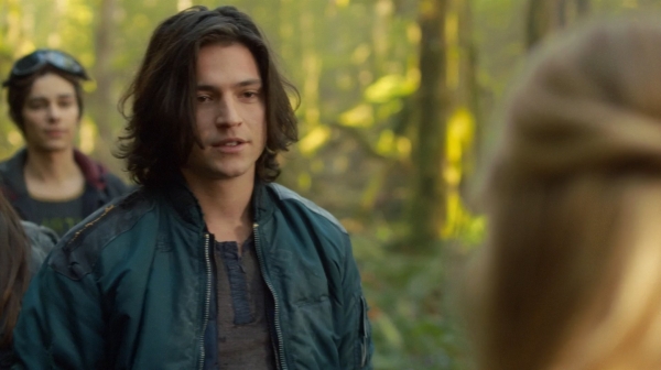 The 100 Season One Episode One Pilot Captures-1613

