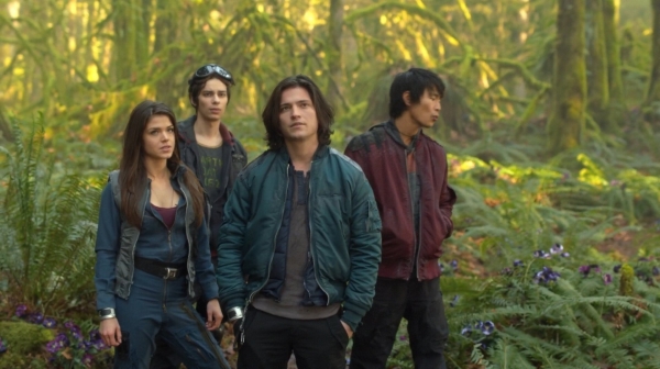 The 100 Season One Episode One Pilot Captures-1602
