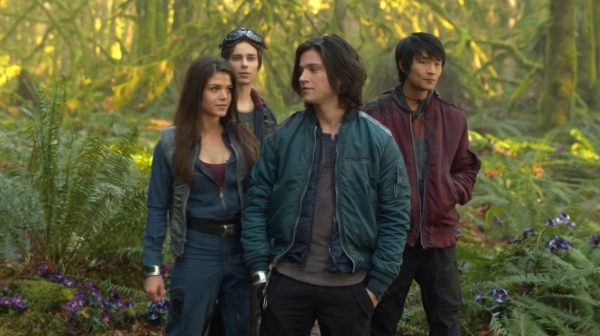 The 100 Season One Episode One Pilot Captures-1599
