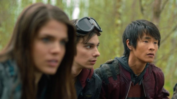The 100 Season One Episode One Pilot Captures-1554
